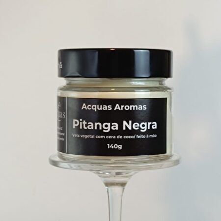 VELA PERFUMADA DE PITANGA NEGRA